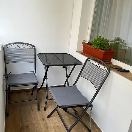 апартамент хай / Hay Apartment Burgas City
